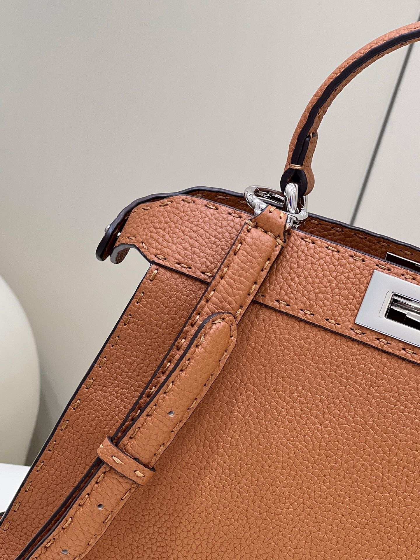 FI Peekaboo ISeeU Medium Bronze For Women, Women’s Handbags, Shoulder Bags 13.1in/33.5cm FF