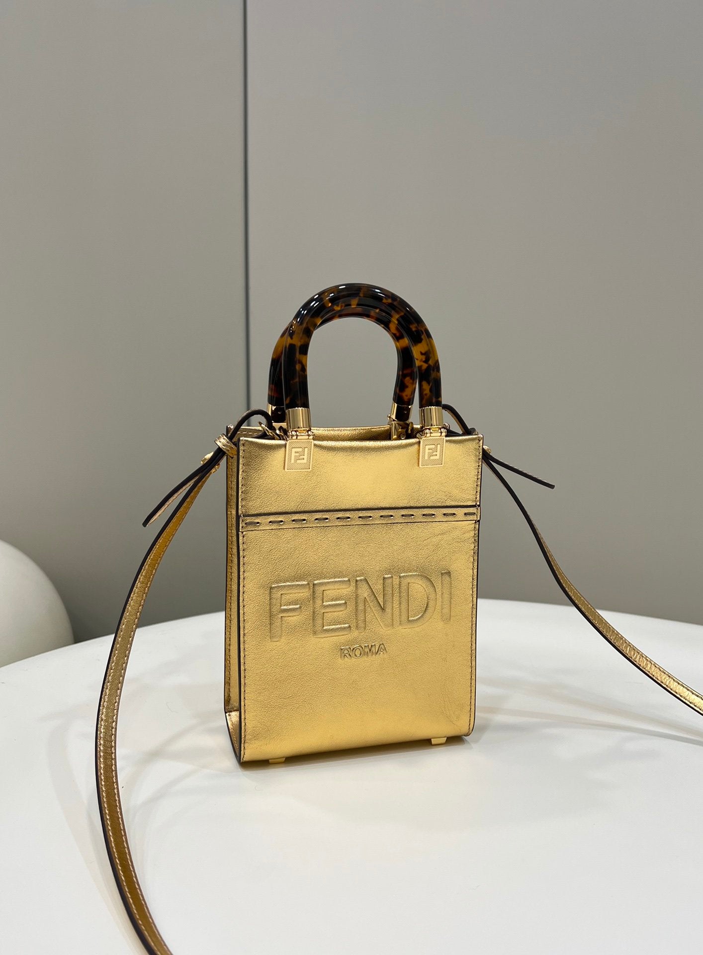 FI Mini Sunshine Shopper Gold For Women, Women’s Handbags, Shoulder And Crossbody Bags 7.1in/18cm FF 8BS051AJH7F1GNN