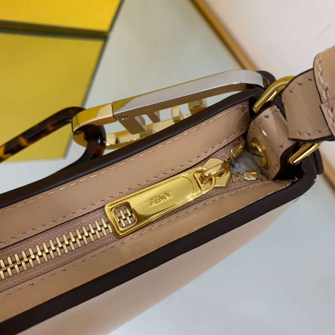 FI O’Lock Swing Camellia Bag For Woman 32cm/12in 8BS068AHM0F1DMY