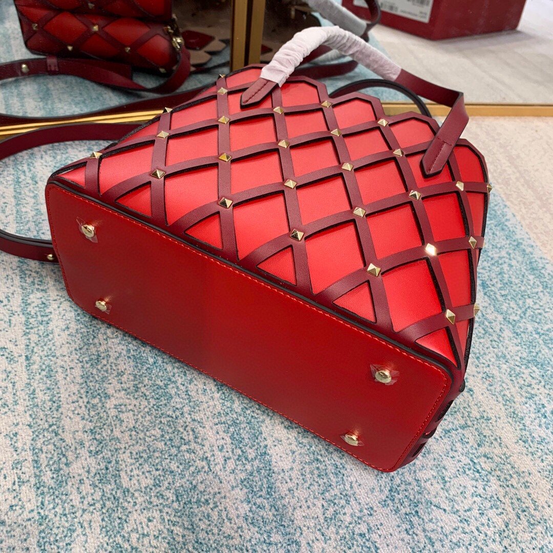 Valentino Garavani Beehive Small Bag Red, For Women, Women’s Bags 9in/22.9cm
