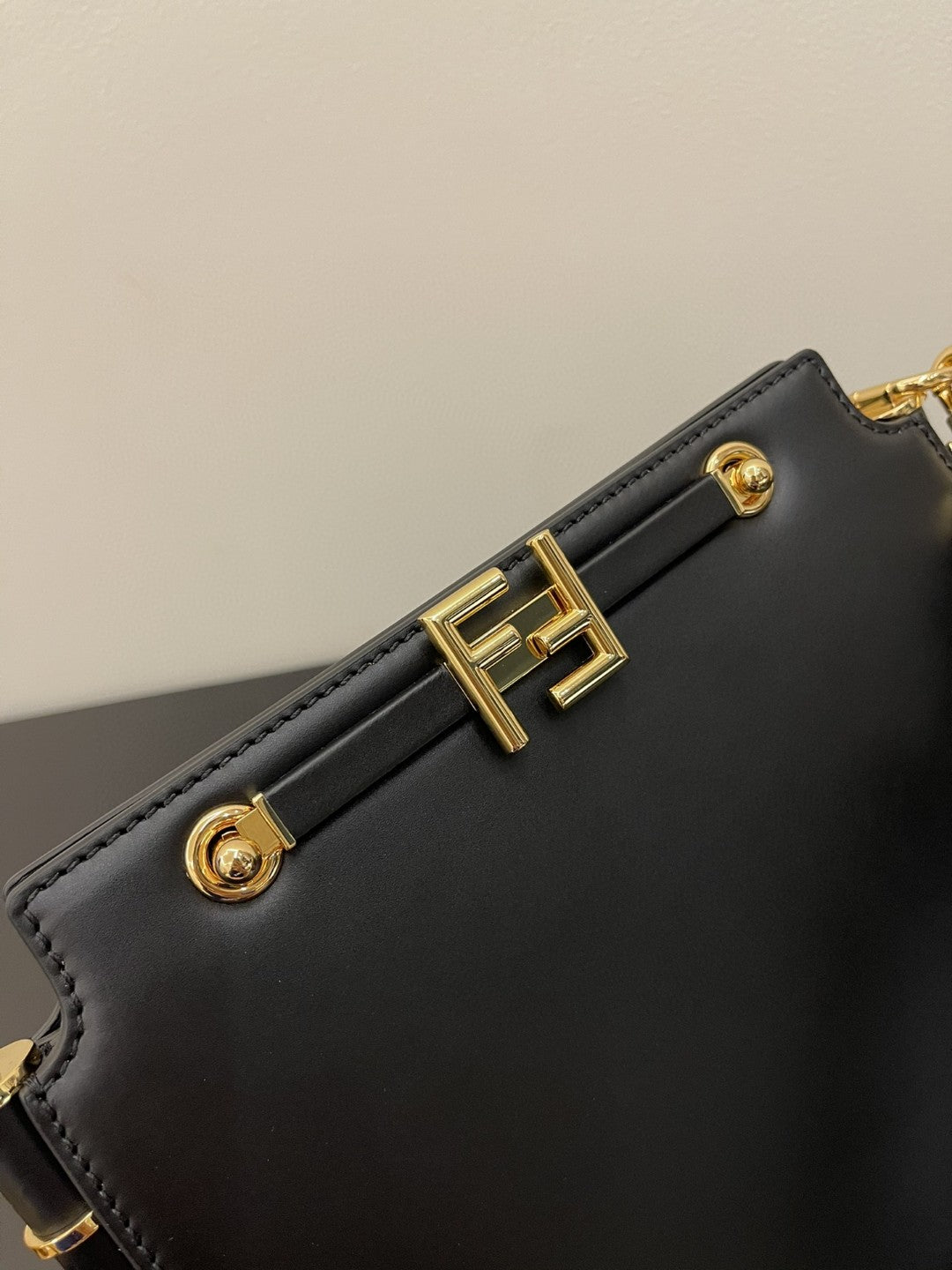 FI Touch Black Bag For Woman 19cm/7.5in