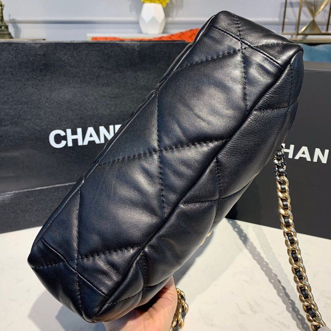 CHL 19 HandBag Black For Women 11.8in/30cm
