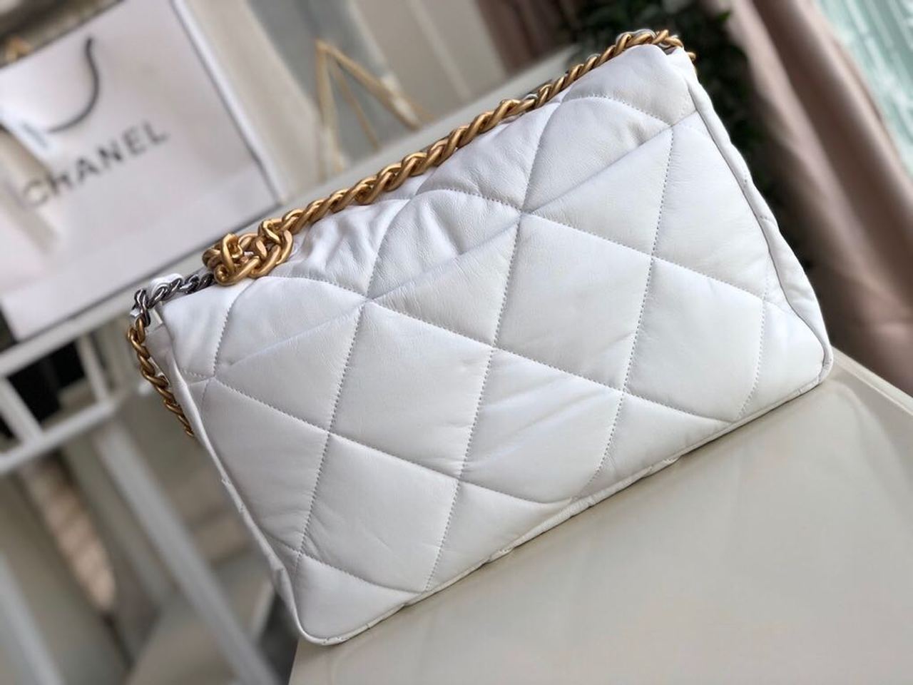 CHL 19 Maxi HandBag White For Women, Women’s Bags, Shoulder And Crossbody Bags 14in/36cm AS1162