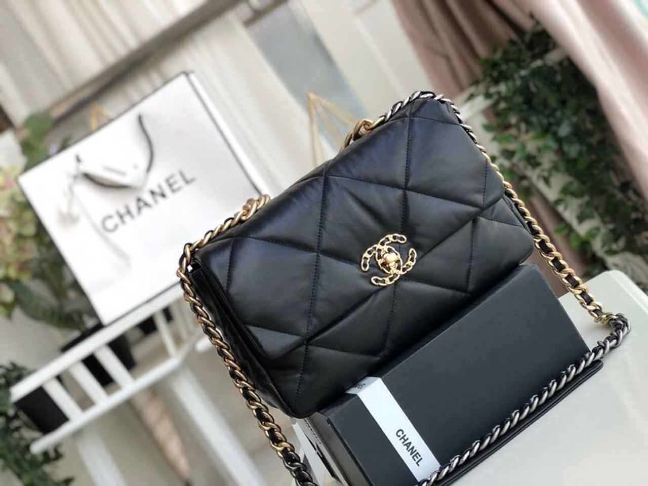 CHL 19 HandBag Black For Women 11.8in/30cm