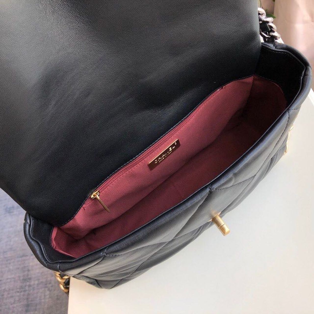 CHL 19 HandBag Black For Women 11.8in/30cm