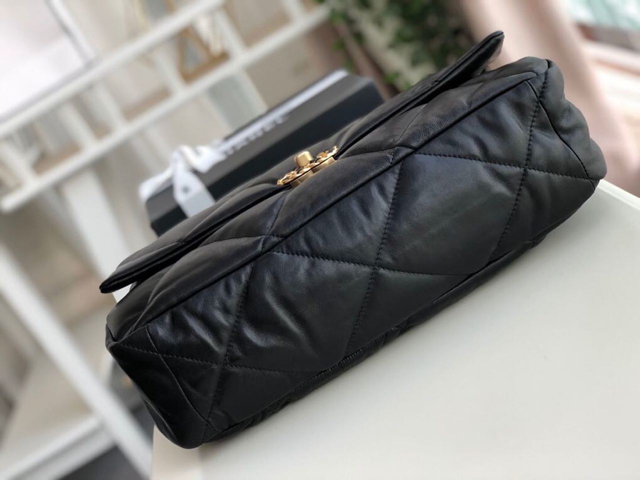 CHL 19 Maxi Handbag Black For Women, Women’s Bags, Shoulder And Crossbody Bags 14in/36cm AS1162 B04852 94305