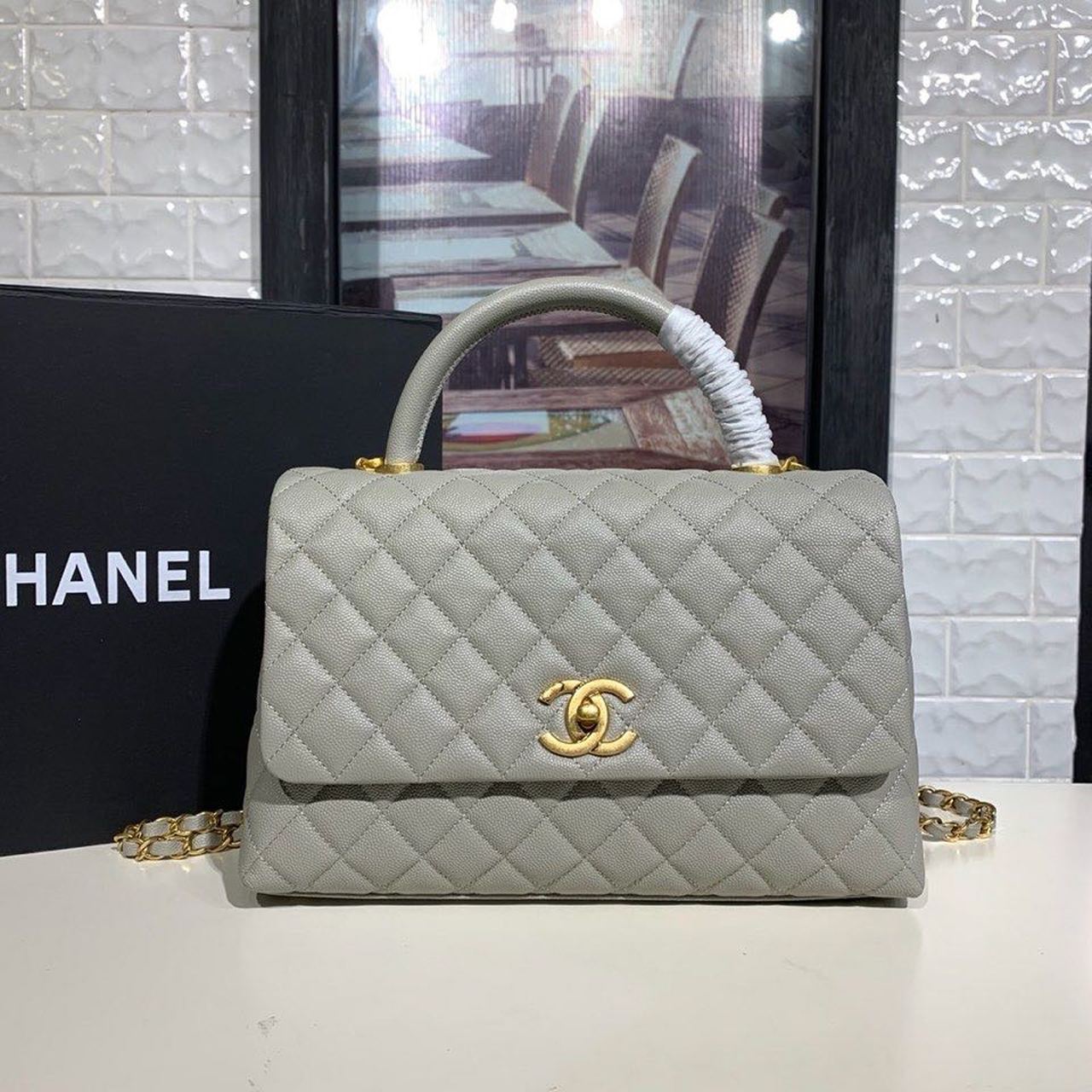ChanelLarge Flap Bag With Top Handle Grey For Women, Women’s Handbags, Shoulder And Crossbody Bags 11in/28cm A92991