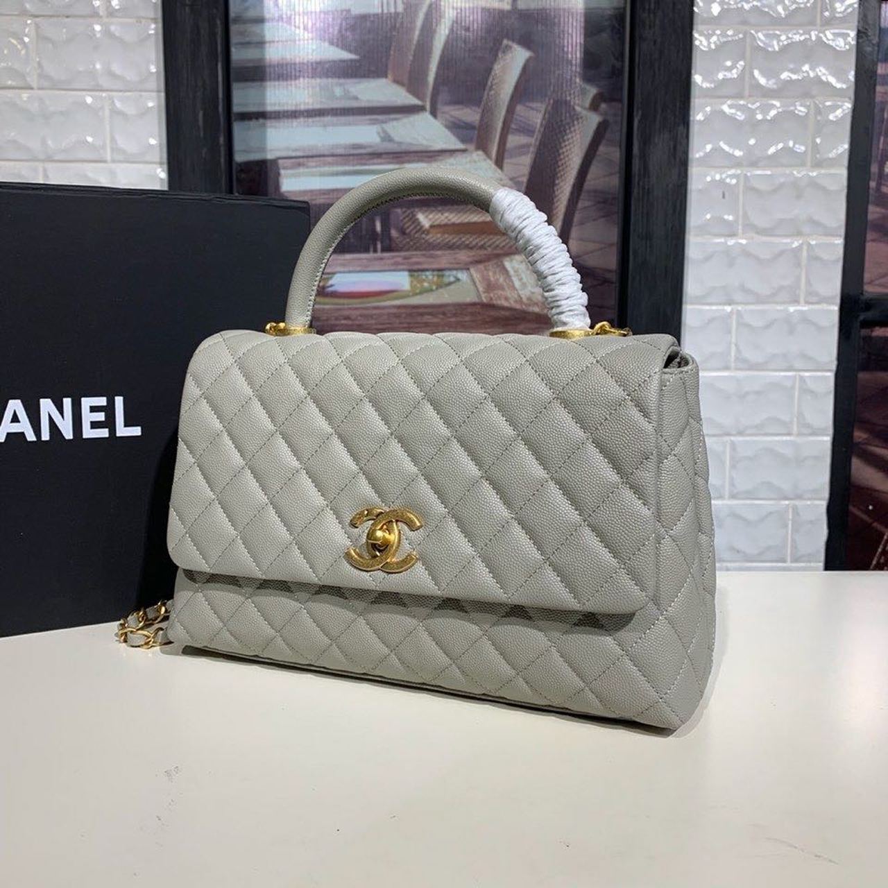 ChanelLarge Flap Bag With Top Handle Grey For Women, Women’s Handbags, Shoulder And Crossbody Bags 11in/28cm A92991