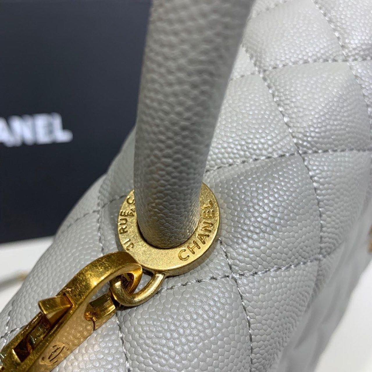 ChanelLarge Flap Bag With Top Handle Grey For Women, Women’s Handbags, Shoulder And Crossbody Bags 11in/28cm A92991