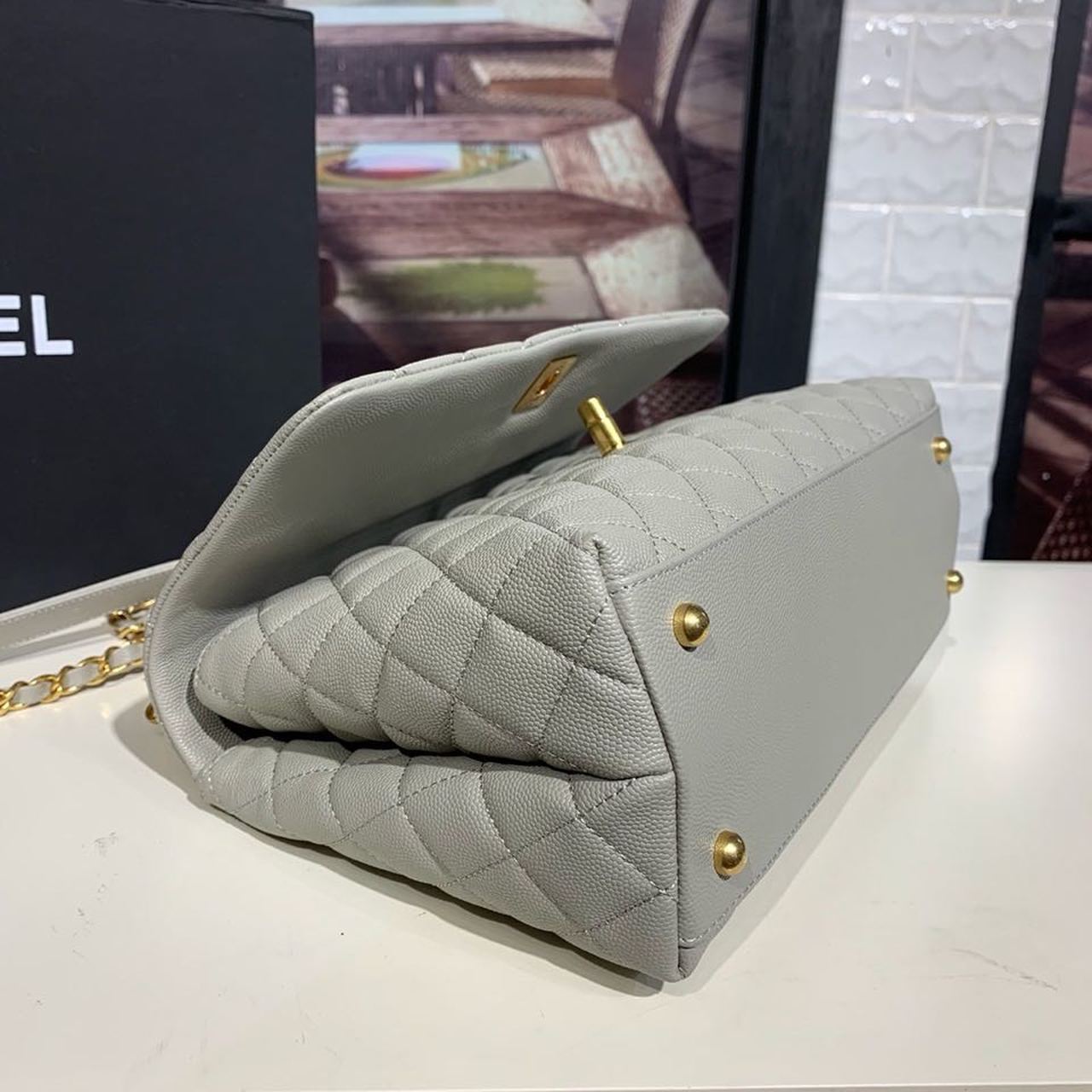 ChanelLarge Flap Bag With Top Handle Grey For Women, Women’s Handbags, Shoulder And Crossbody Bags 11in/28cm A92991