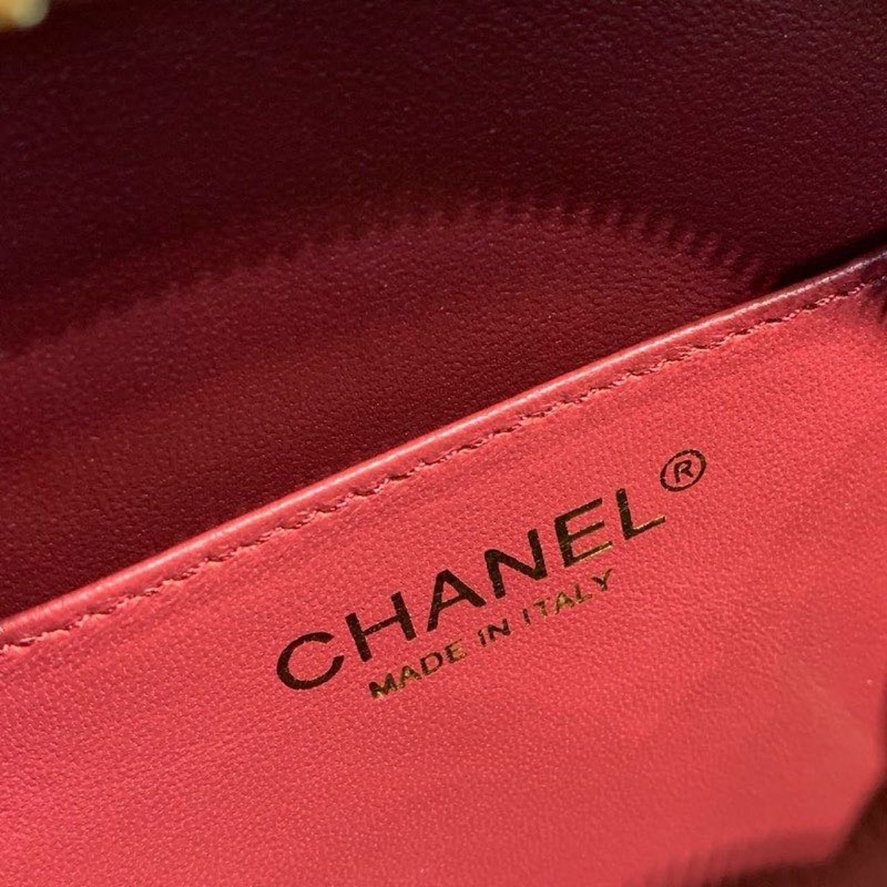 Chanel Filigree Vertical Vanity Case Bag Burgundy For Women, Women’s Handbags, Shoulder And Crossbody Bags 6.7in/17cm