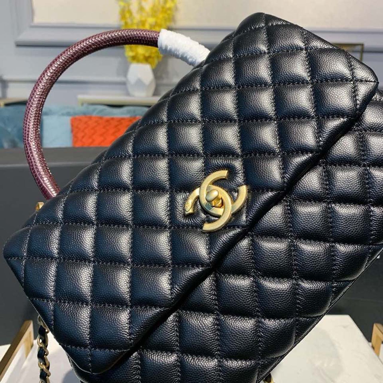 ChanelLarge Flap Bag With Top Handle Black For Women, Women’s Handbags, Shoulder And Crossbody Bags 11in/28cm A92991