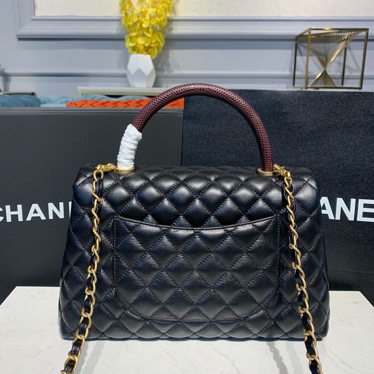ChanelLarge Flap Bag With Top Handle Black For Women, Women’s Handbags, Shoulder And Crossbody Bags 11in/28cm A92991