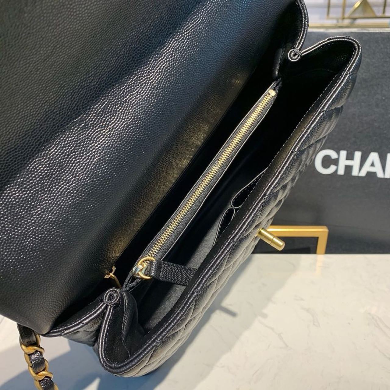 ChanelLarge Flap Bag With Top Handle Black For Women, Women’s Handbags, Shoulder And Crossbody Bags 11in/28cm A92991