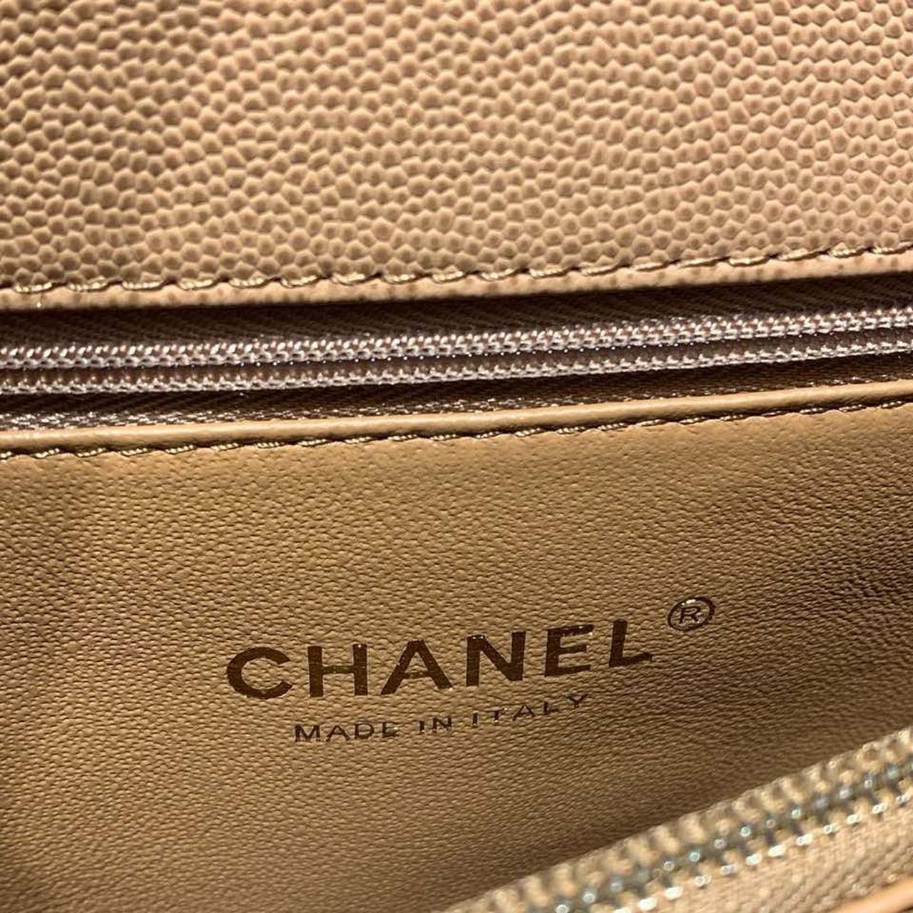 ChanelLarge Flap Bag With Top Handle Light Brown For Women, Women’s Handbags, Shoulder And Crossbody Bags 11in/28cm A92991