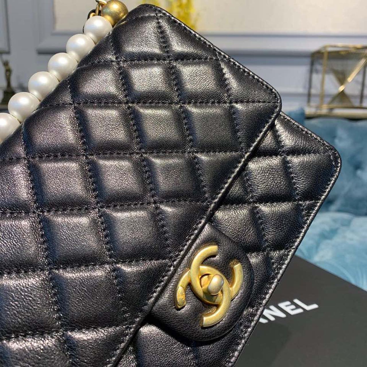 ChanelShort Pearl Handle Bag Gold Toned Hardware Black For Women, Women’s Handbags, Shoulder And Crossbody Bags 8.2in/21cm AS0585