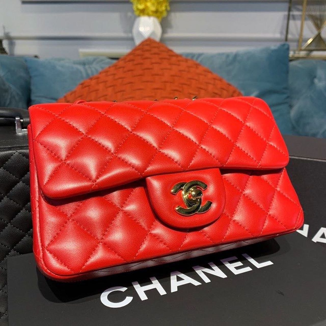 ChanelMini Flap Bag Red For Women, Women’s Bags, Women’s Bag, Shoulder And Crossbody 7.8in/20cm A69900
