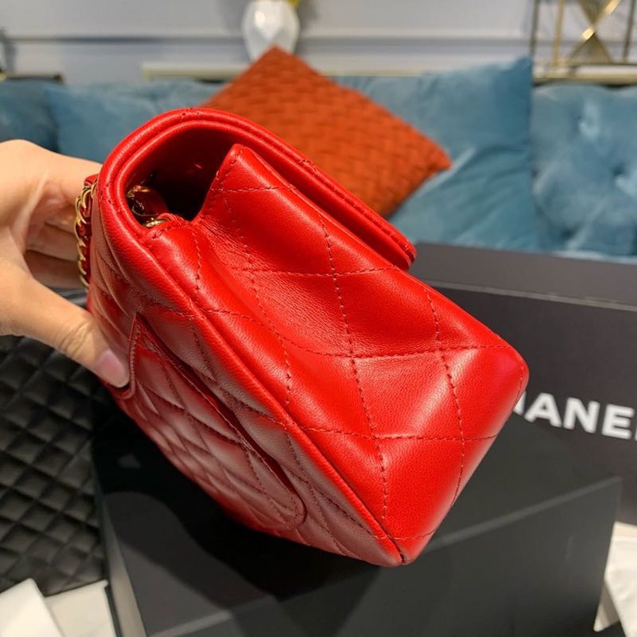 ChanelMini Flap Bag Red For Women, Women’s Bags, Women’s Bag, Shoulder And Crossbody 7.8in/20cm A69900