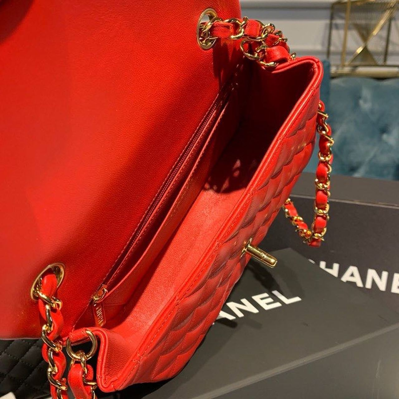 ChanelMini Flap Bag Red For Women, Women’s Bags, Women’s Bag, Shoulder And Crossbody 7.8in/20cm A69900