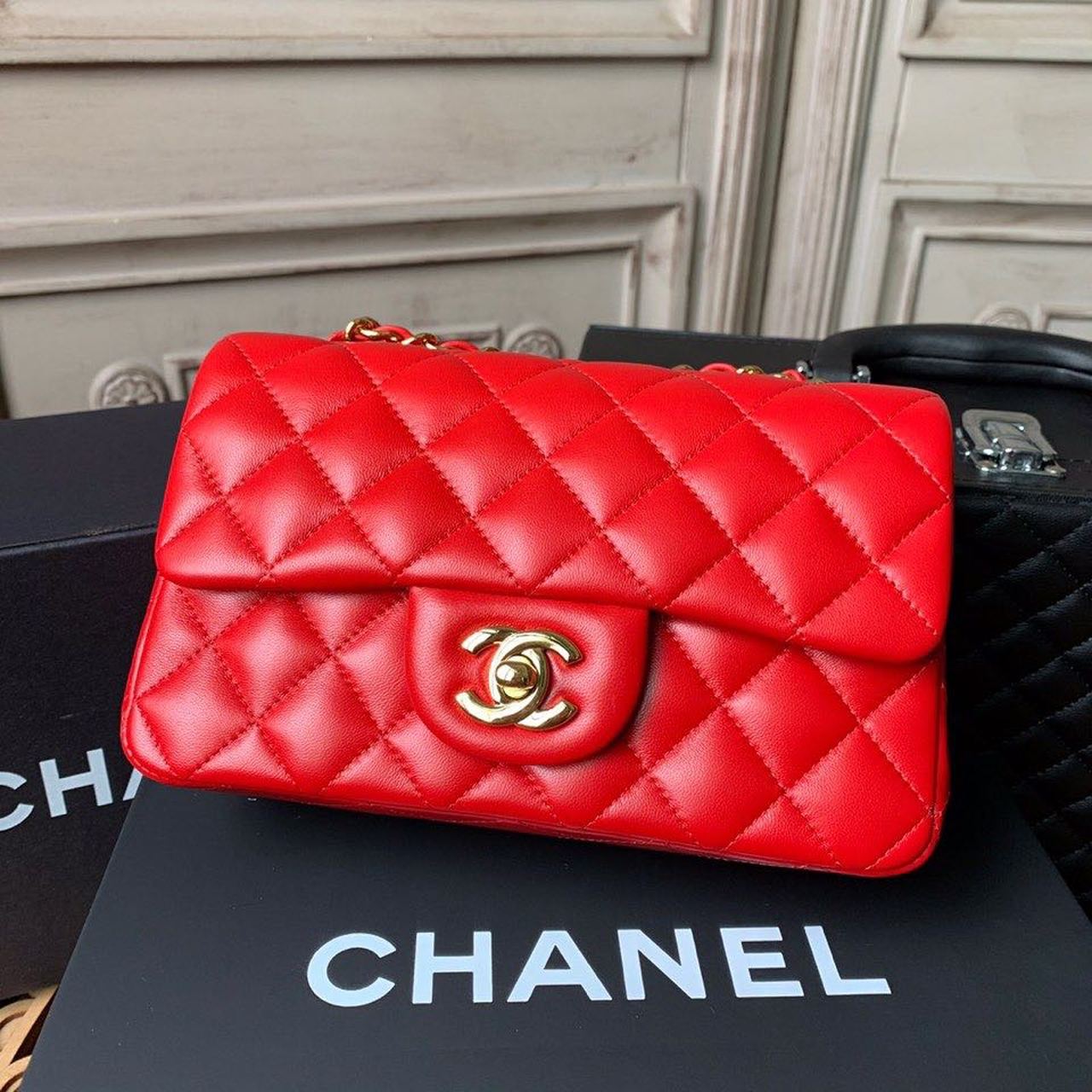 ChanelMini Flap Bag Red For Women, Women’s Bags, Women’s Bag, Shoulder And Crossbody 7.8in/20cm A69900