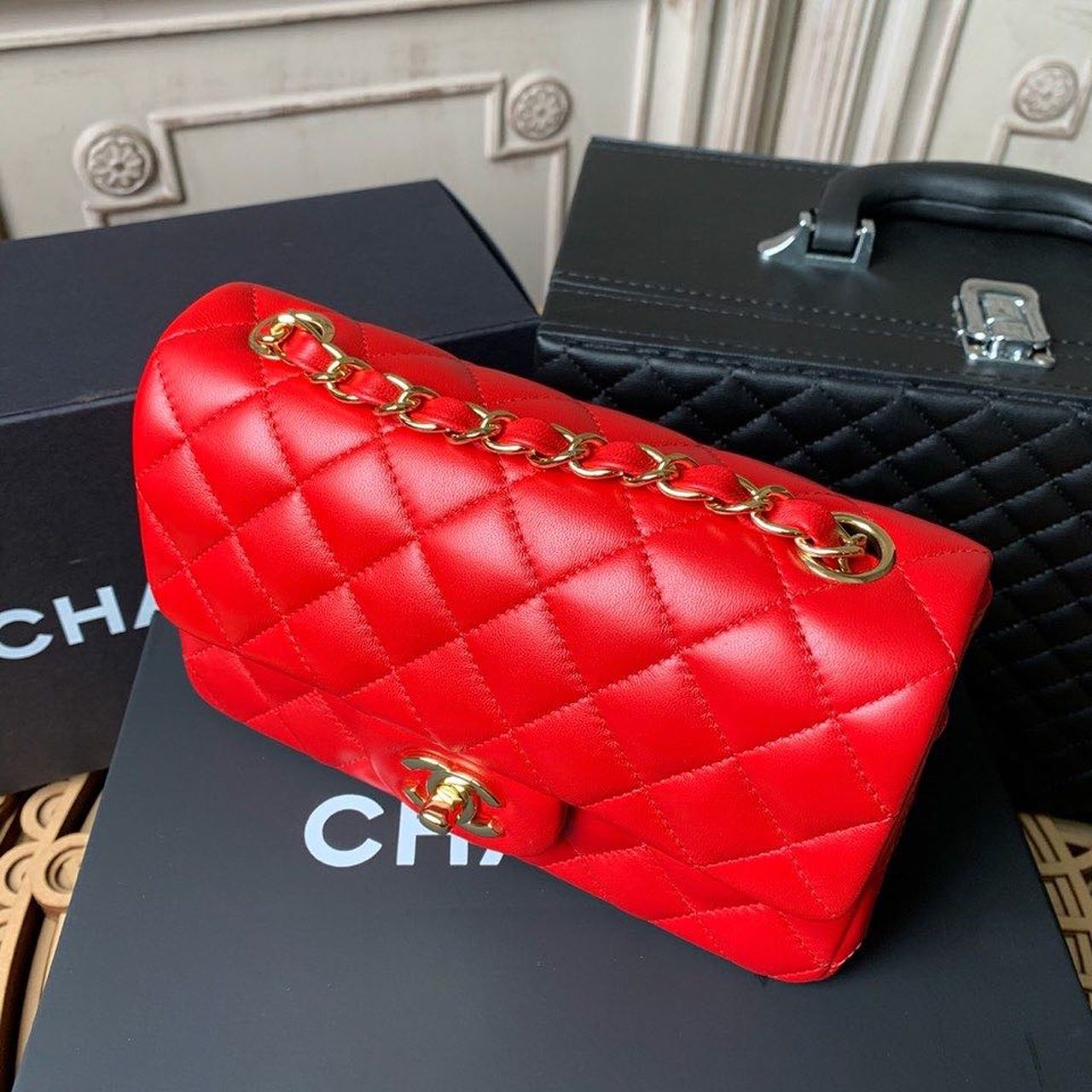 ChanelMini Flap Bag Red For Women, Women’s Bags, Women’s Bag, Shoulder And Crossbody 7.8in/20cm A69900