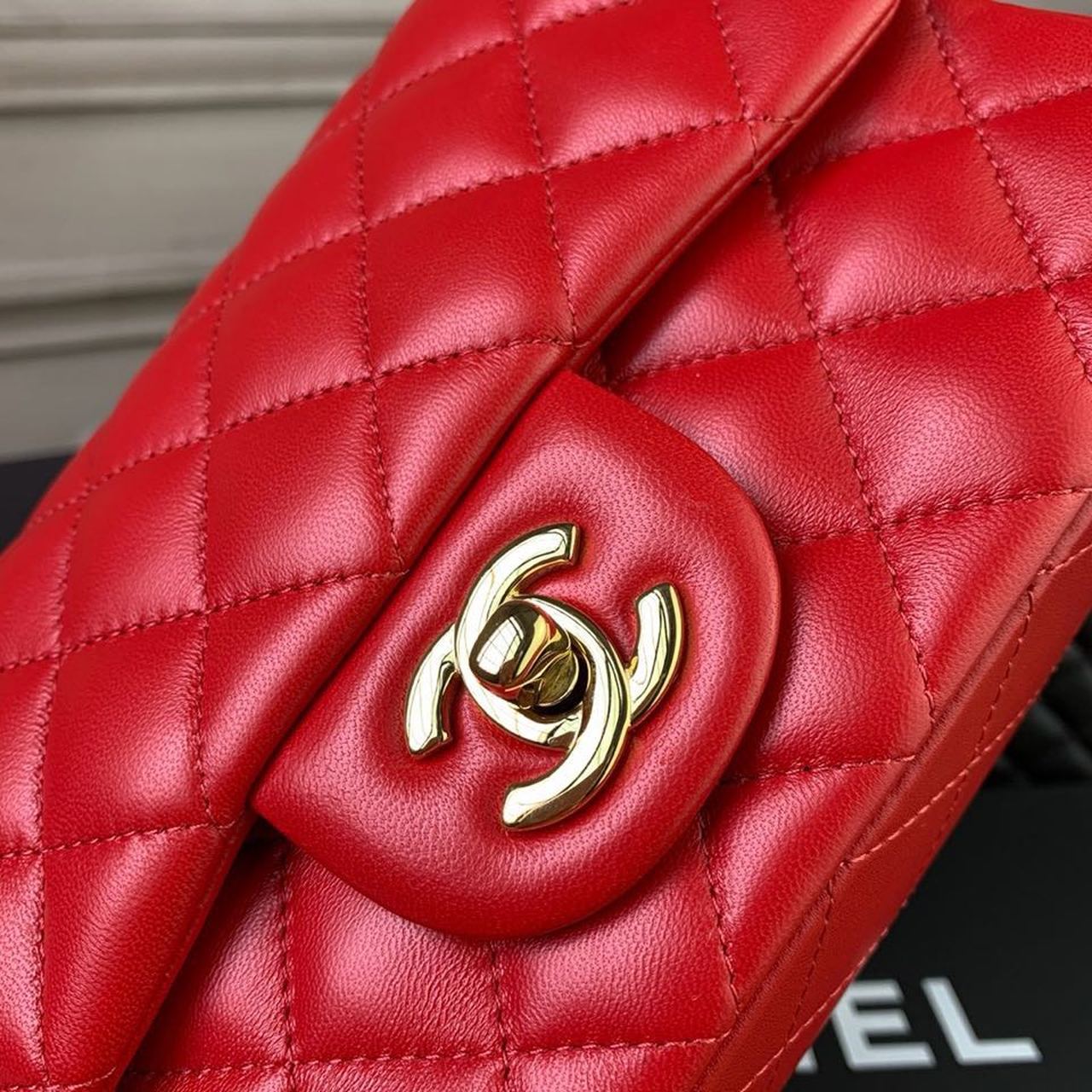 ChanelMini Flap Bag Red For Women, Women’s Bags, Women’s Bag, Shoulder And Crossbody 7.8in/20cm A69900