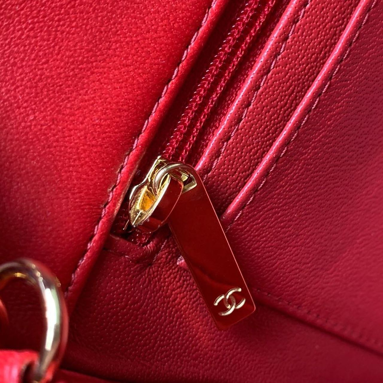 ChanelMini Flap Bag Red For Women, Women’s Bags, Women’s Bag, Shoulder And Crossbody 7.8in/20cm A69900