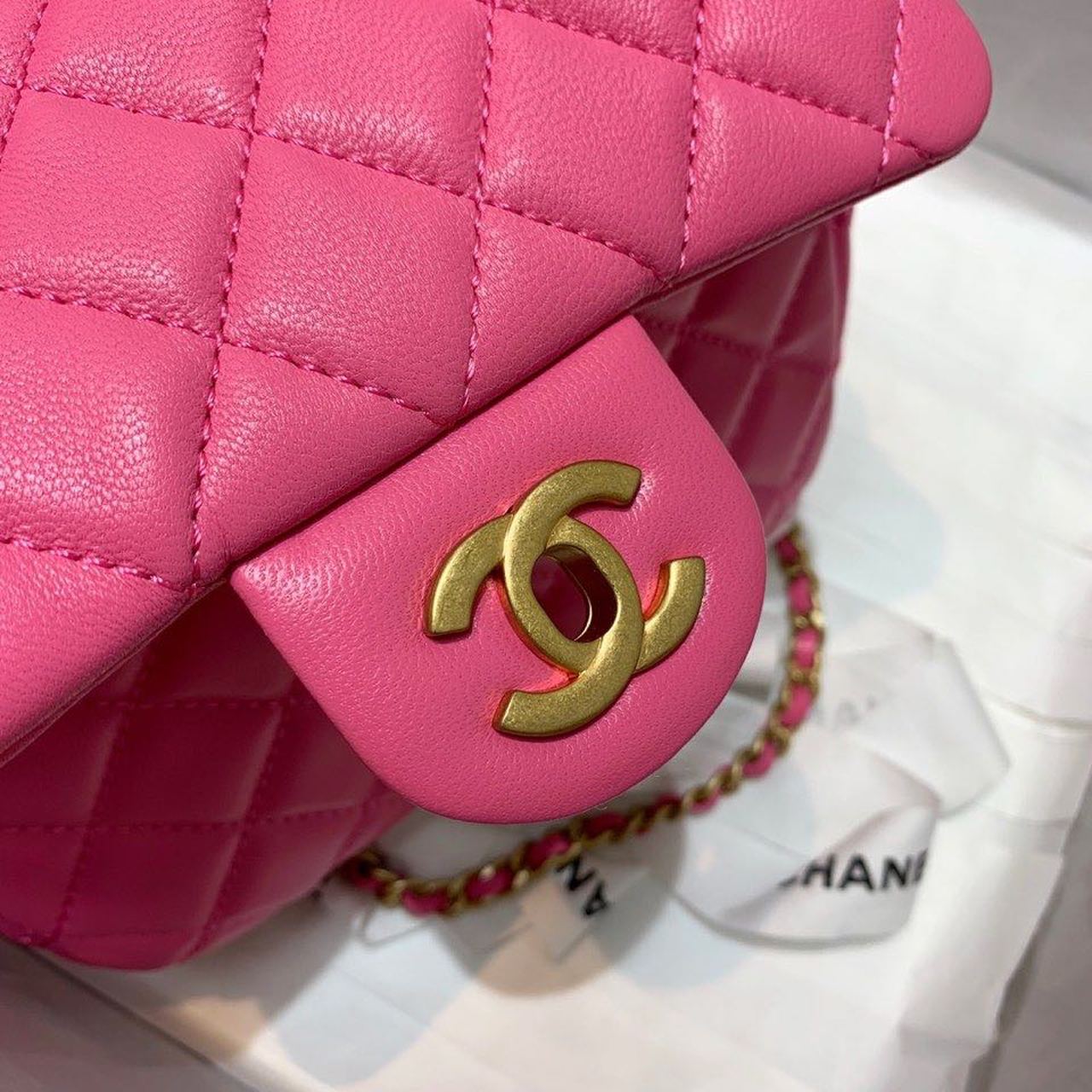 ChanelMini Flap Bag With ChanelBall On Strap PiNike For Women, Women’s Handbags, Shoulder And Crossbody Bags 6.7in/17cm AS1786