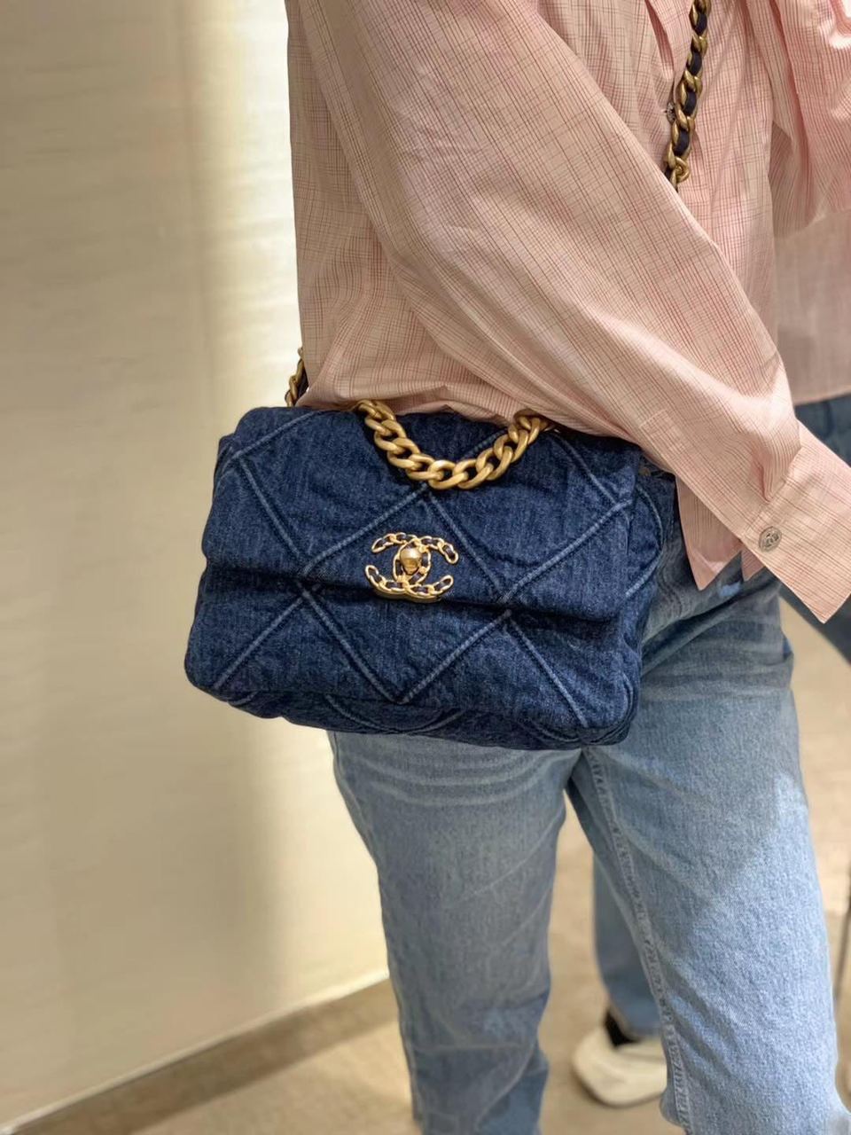 CHL 19 Handbag Denim Blue For Women, Women’s Flap Bag, Shoulder And Crossbody Bags 10.1in/26cm AS1160 B02876 N6832
