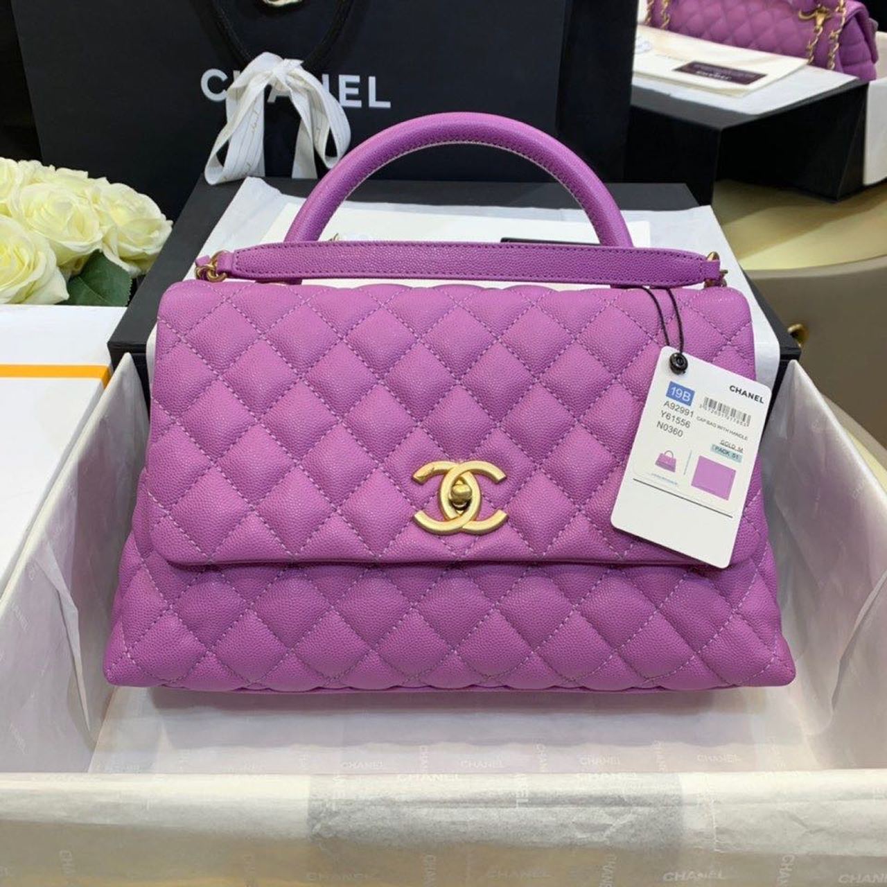 ChanelLarge Flap Bag With Top Handle Purple For Women, Women’s Handbags, Shoulder And Crossbody Bags 11in/28cm A92991