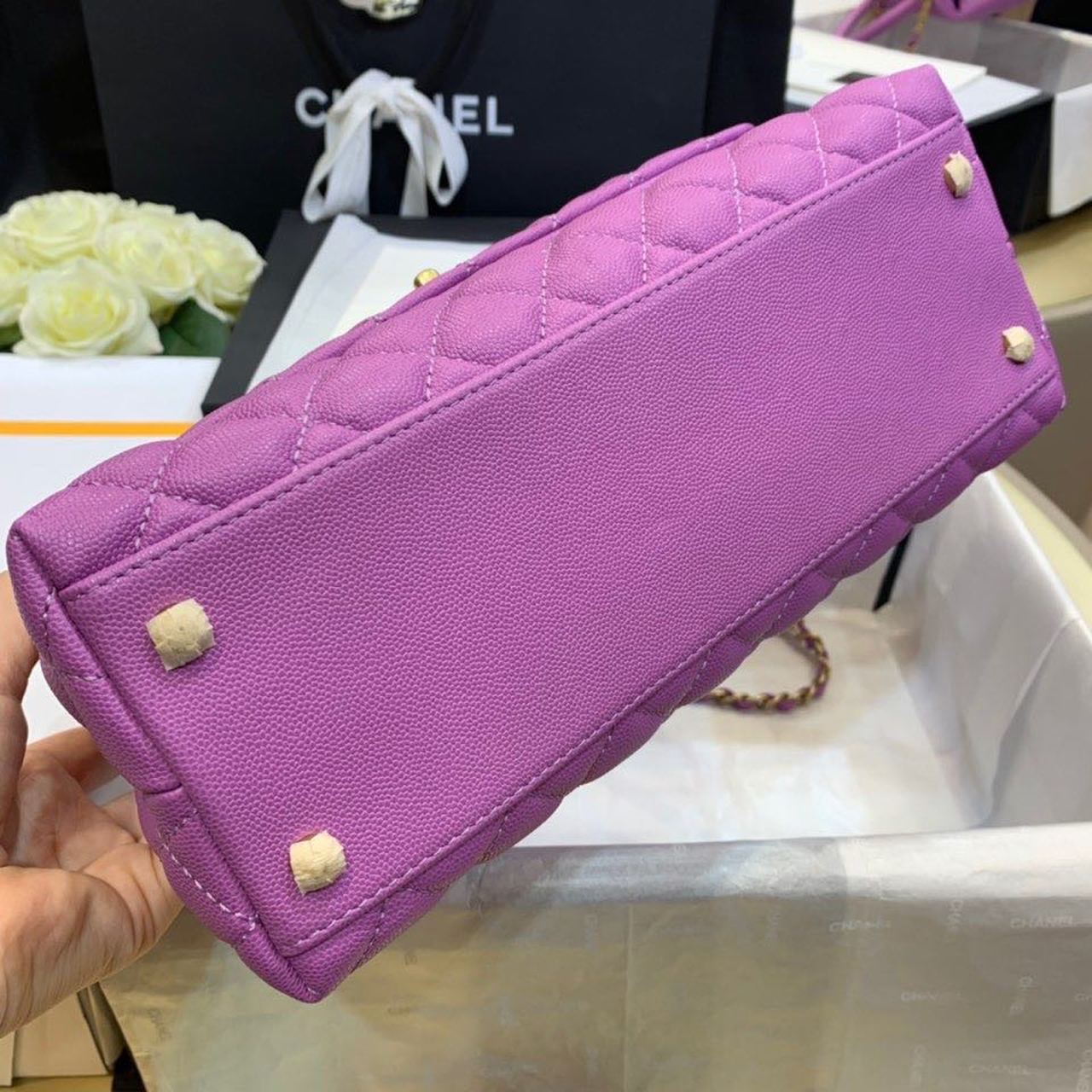 ChanelLarge Flap Bag With Top Handle Purple For Women, Women’s Handbags, Shoulder And Crossbody Bags 11in/28cm A92991