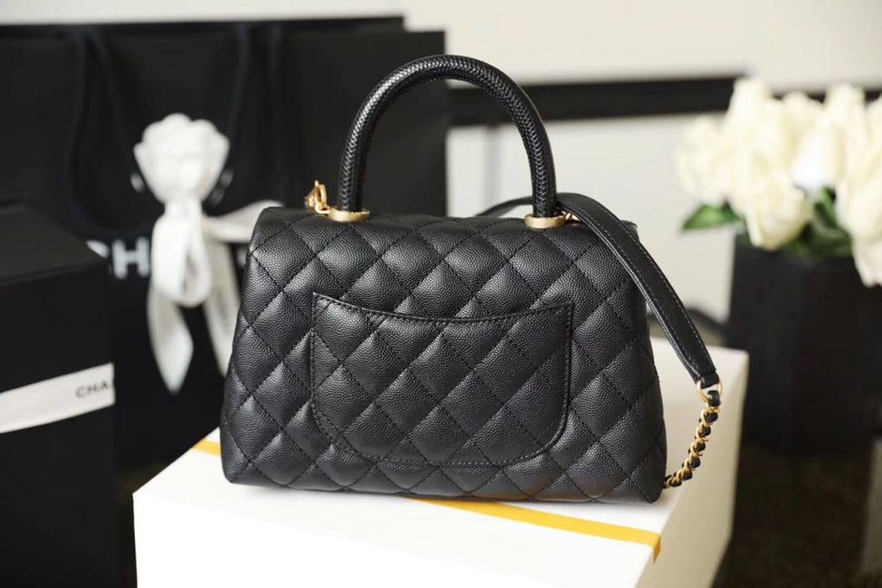 ChanelMedium Flap Bag With Top Handle Black For Women, Women’s Handbags, Shoulder And Crossbody Bags 9in/23cm A92990