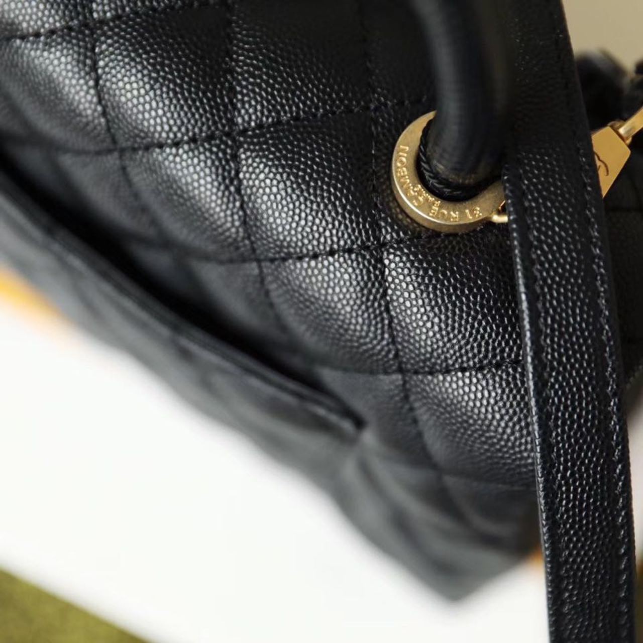 ChanelMedium Flap Bag With Top Handle Black For Women, Women’s Handbags, Shoulder And Crossbody Bags 9in/23cm A92990