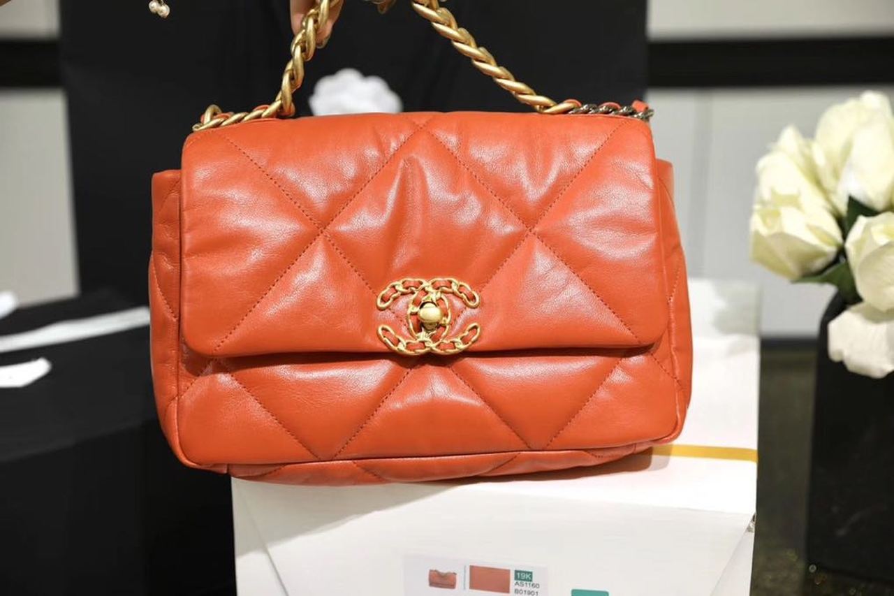 CHL 19 Handbag 26cm Orange For Women AS1160