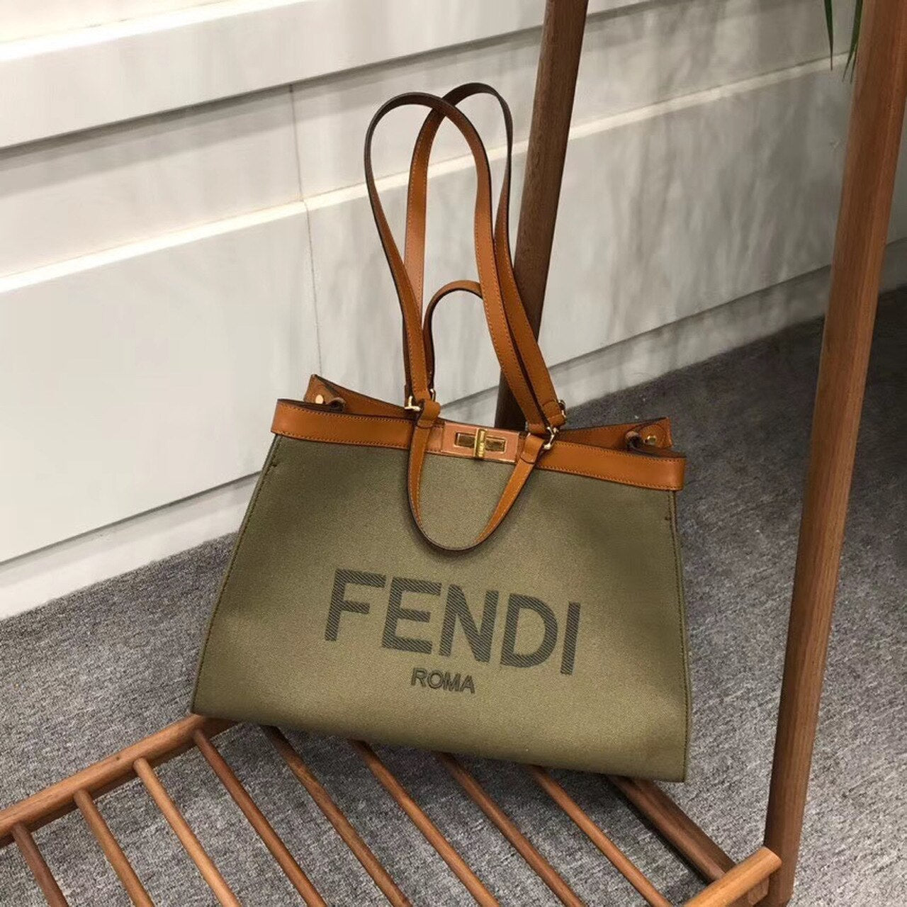FI Peekaboo X-Tote Canvas Bag Khaki For Women, Women’s Handbags, Shoulder Bags 16.1in/41cm FF 8BH374