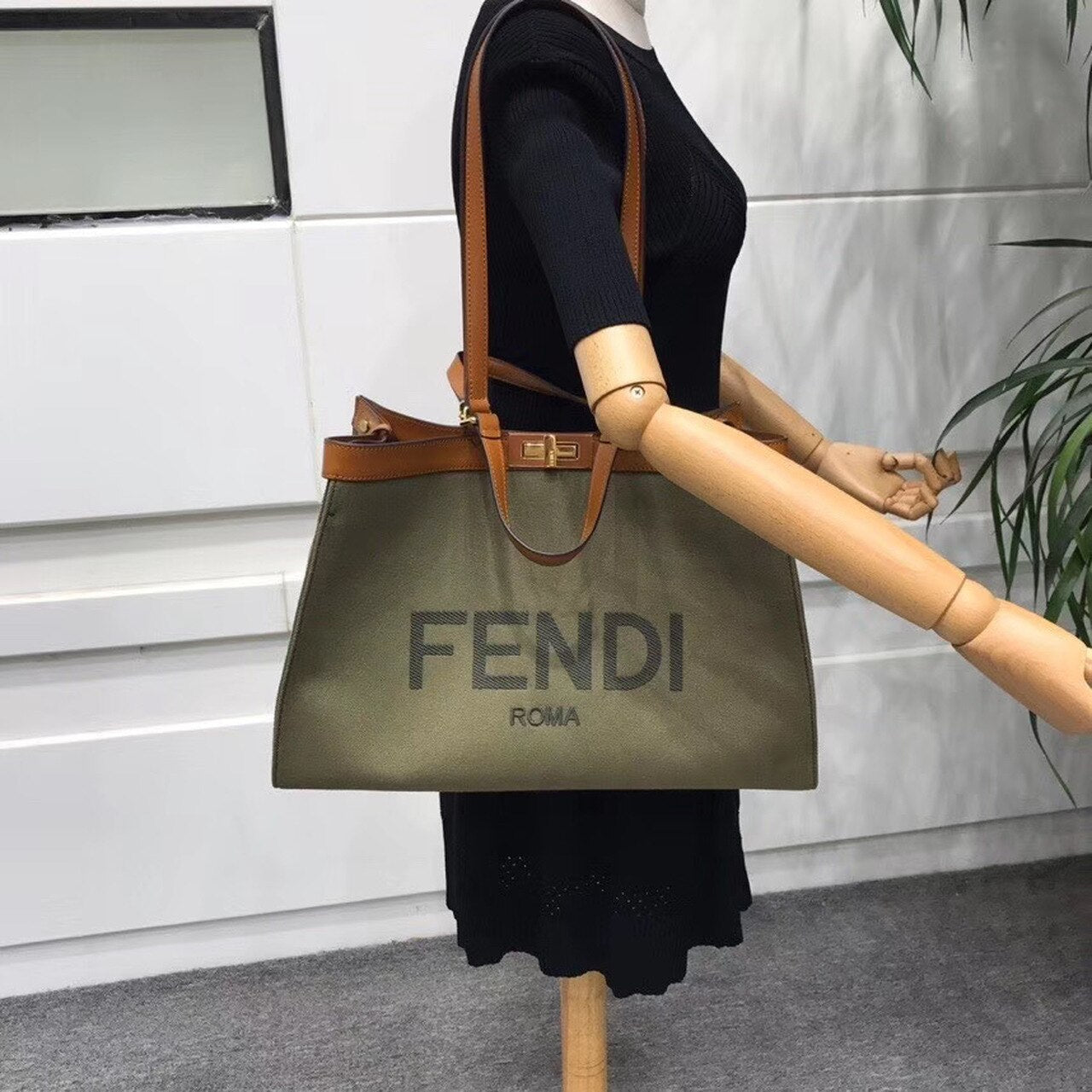 FI Peekaboo X-Tote Canvas Bag Khaki For Women, Women’s Handbags, Shoulder Bags 16.1in/41cm FF 8BH374