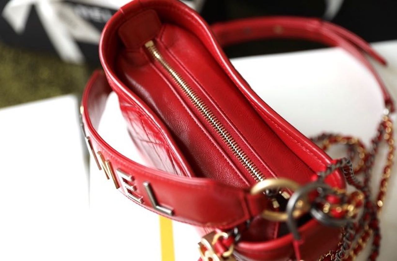 ChanelGabrielle Small Hobo Bag Red For Women 7.8in/20cm A91810