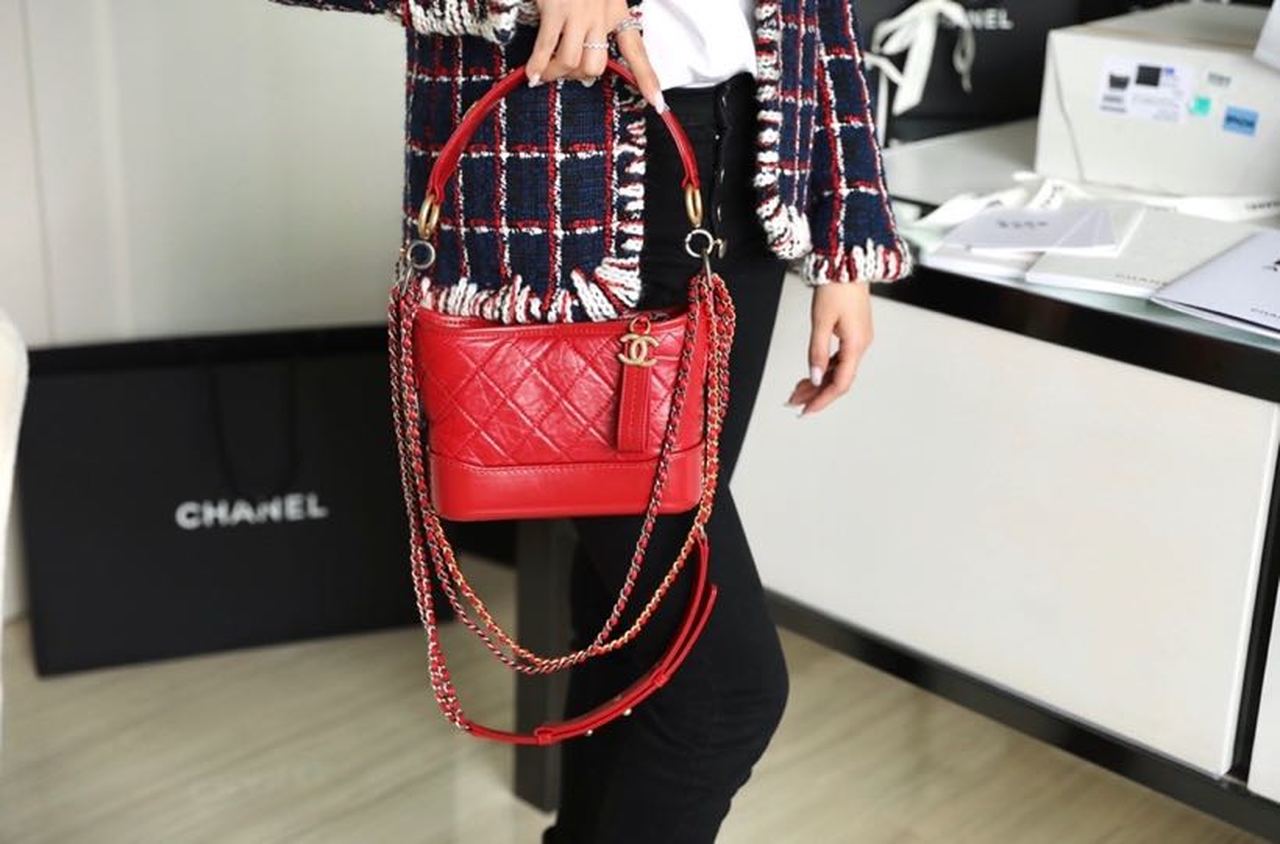ChanelGabrielle Small Hobo Bag Red For Women 7.8in/20cm A91810