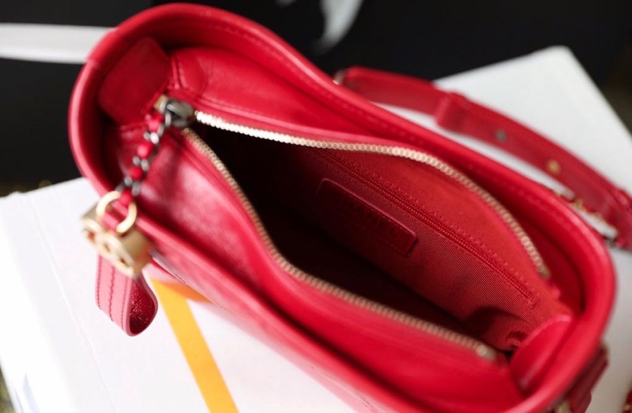ChanelGabrielle Small Hobo Bag Red For Women 7.8in/20cm A91810
