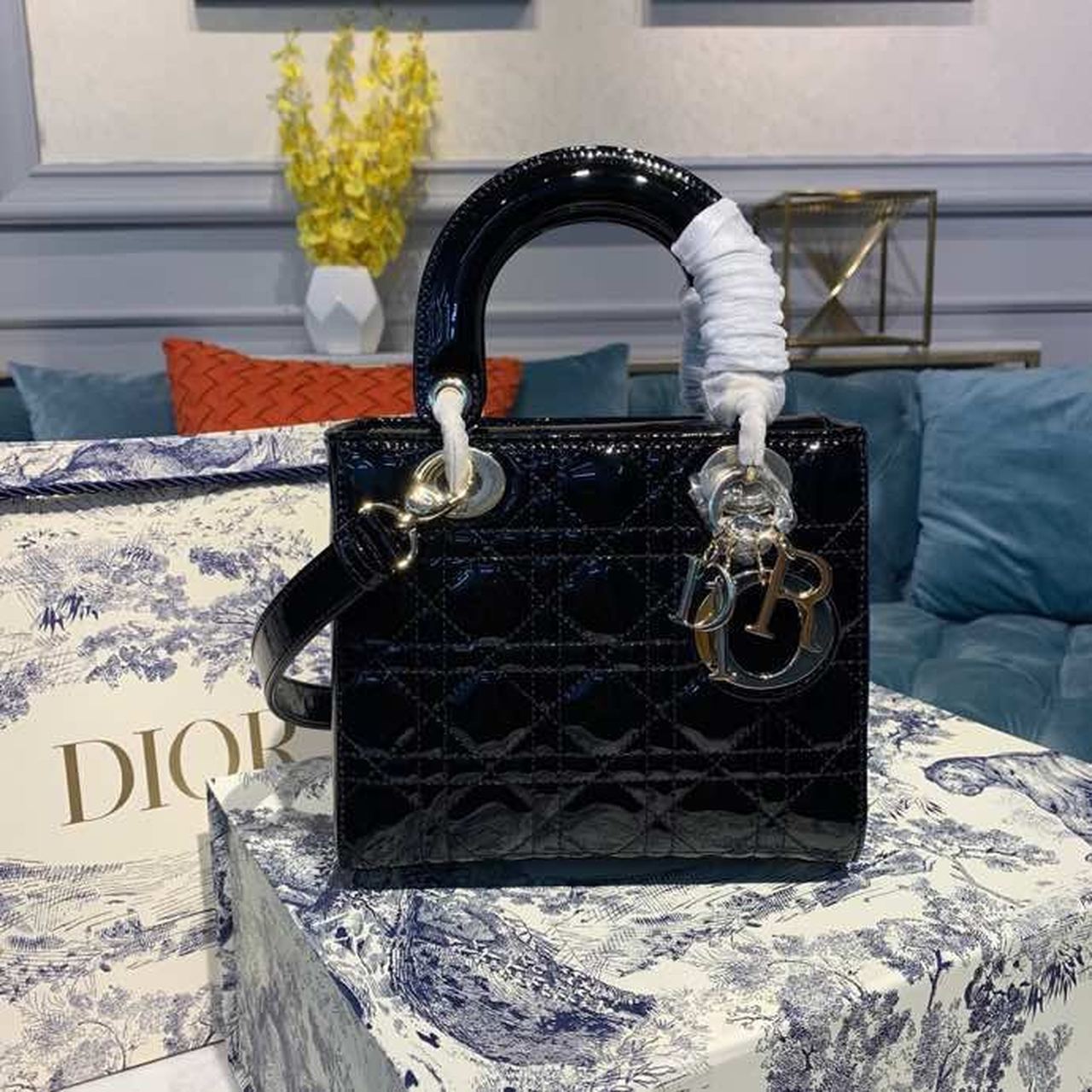 DI Small Lady Bag Black Patent Cannage For Women 8in/20cm CD M0531OWCB_M900