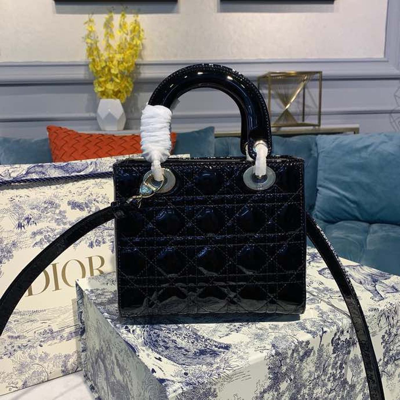 DI Small Lady Bag Black Patent Cannage For Women 8in/20cm CD M0531OWCB_M900