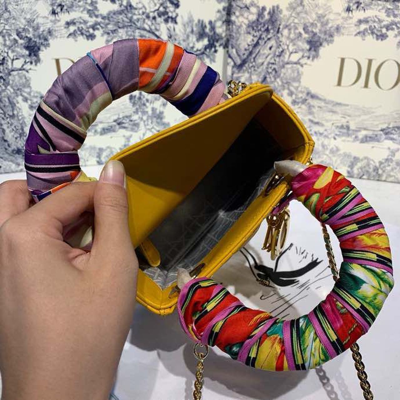 DI Mini Lady Bag with Chain Silver Hardware Spring/Summer Collection, Yellow, For Women Women’s Handbags, 18cm CD