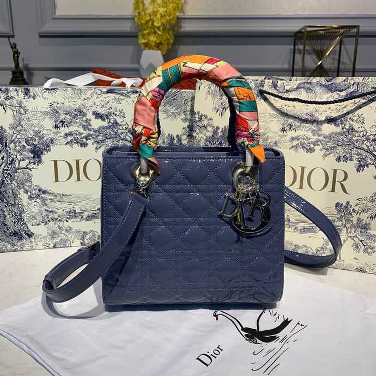 DI Medium Lady Bag Silver Hardware Deep Blue Patent For Women 9.5in/24cm CD