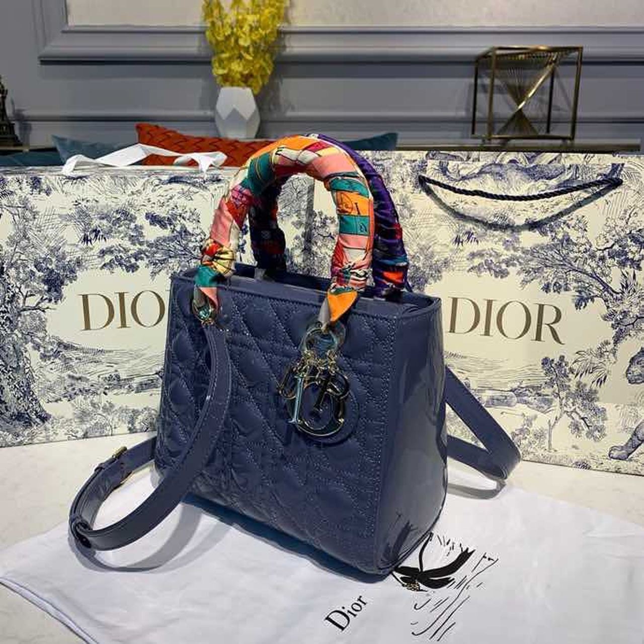 DI Medium Lady Bag Silver Hardware Deep Blue Patent For Women 9.5in/24cm CD