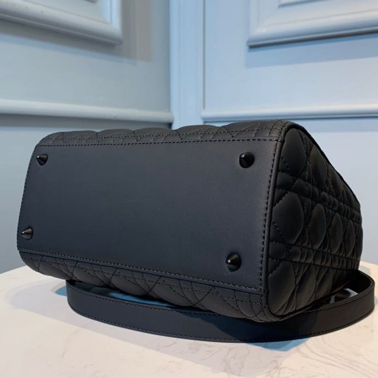 DI Medium Lady Bag Matte Hardware Black Ultramatte For Women 9.5in/24cm CD M0565SLOI_M989