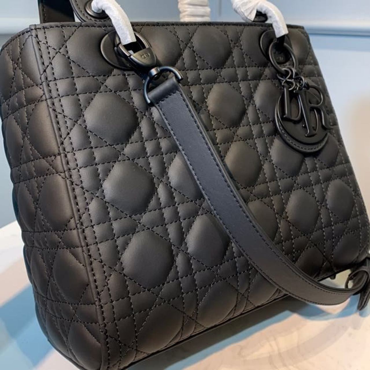 DI Medium Lady Bag Matte Hardware Black Ultramatte For Women 9.5in/24cm CD M0565SLOI_M989