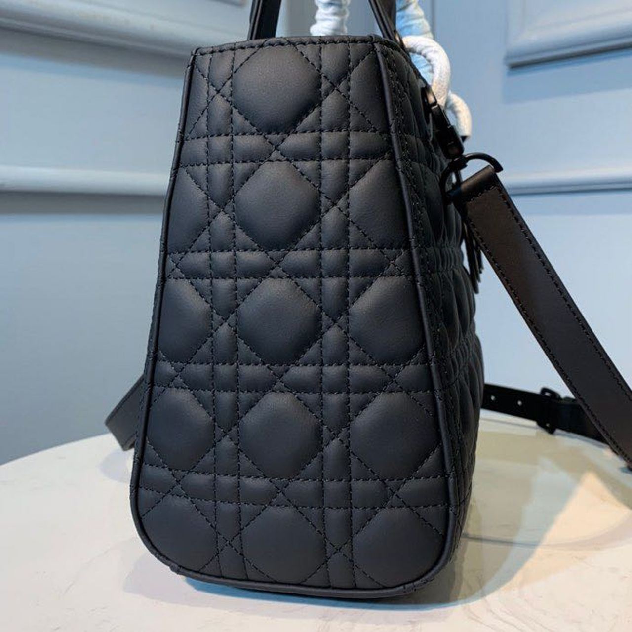DI Medium Lady Bag Matte Hardware Black Ultramatte For Women 9.5in/24cm CD M0565SLOI_M989