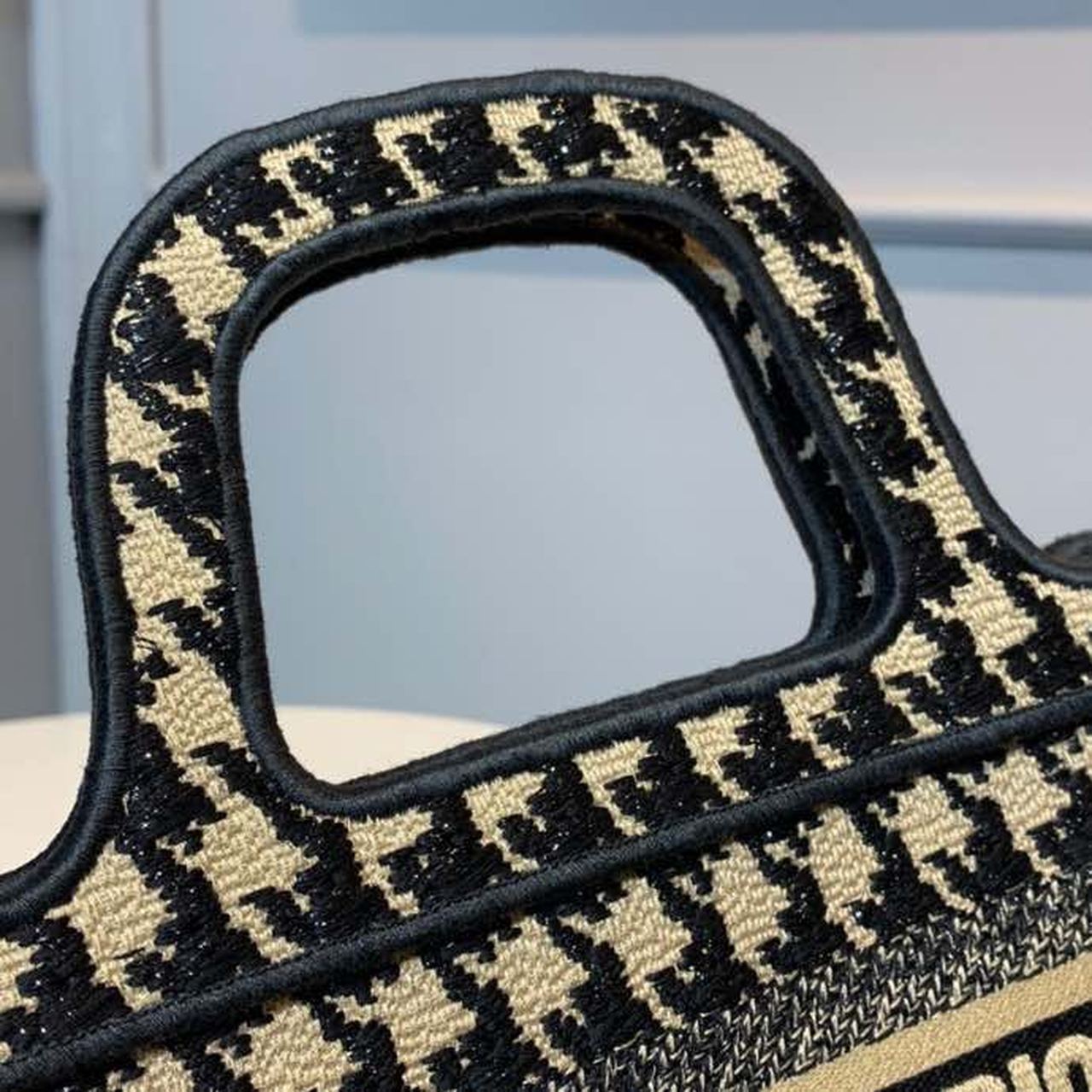 DI Mini Book Tote Bag Herringbone Embroidered Canvas For Women 22cm/9in CD