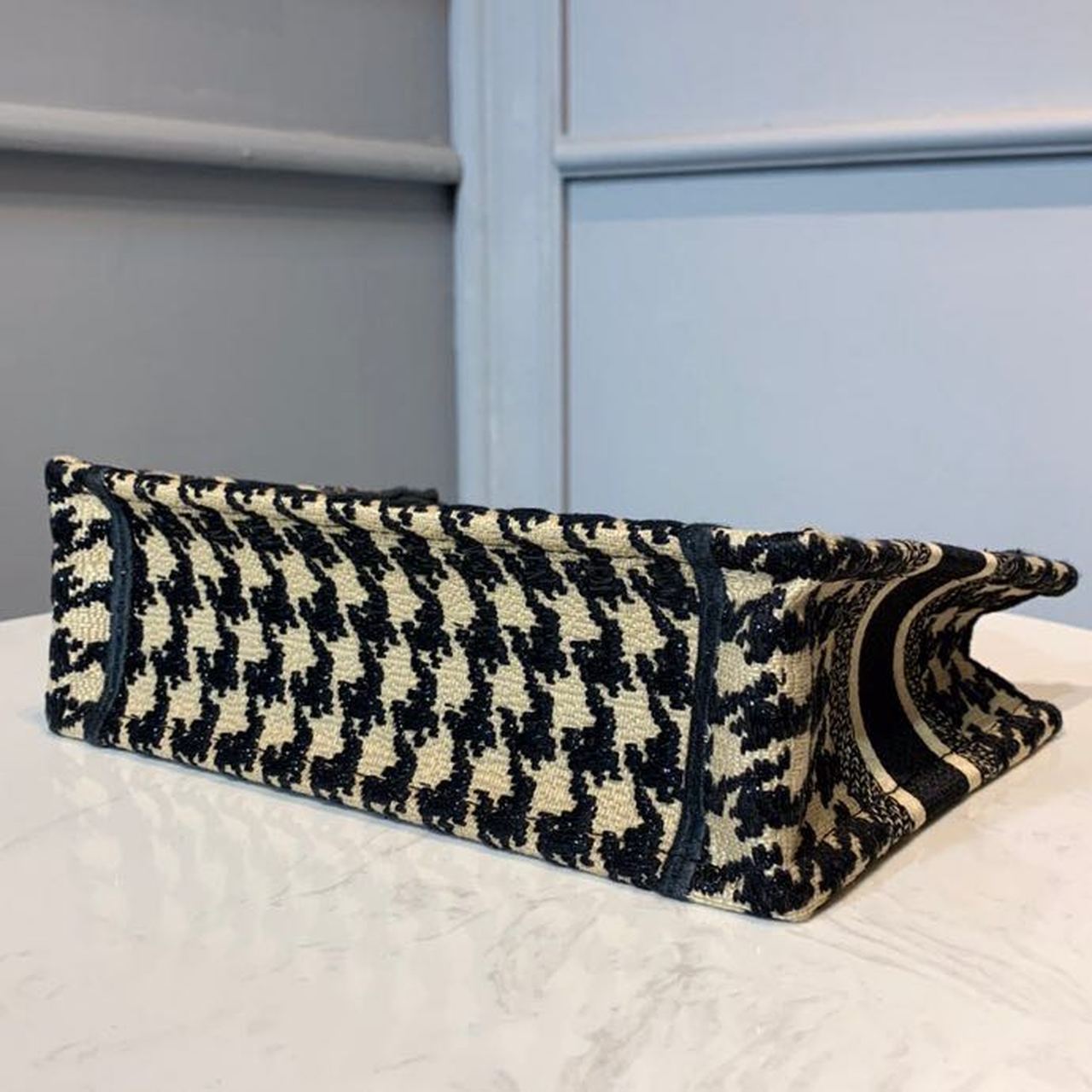DI Mini Book Tote Bag Herringbone Embroidered Canvas For Women 22cm/9in CD
