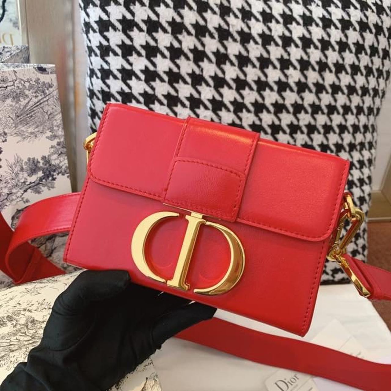DI Mini 30 Montaigne Bag Gold Toned Hardware Red For Women 18cm/7in CD